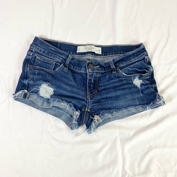 Abercrombie & Fitch Low Rise Shorts - Picture 1 of 3